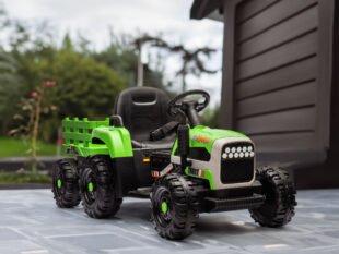 Kinder Traktor Elektro